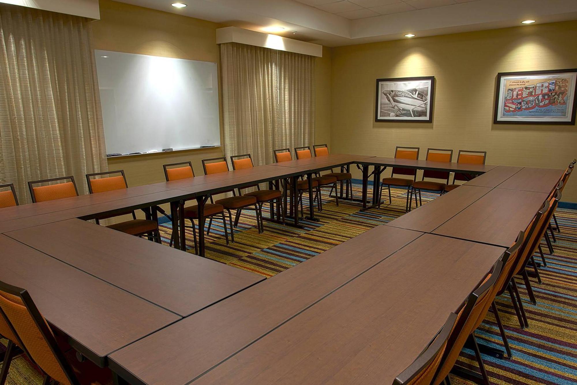 Fairfield Inn & Suites By Marriott Columbus Airport Extérieur photo